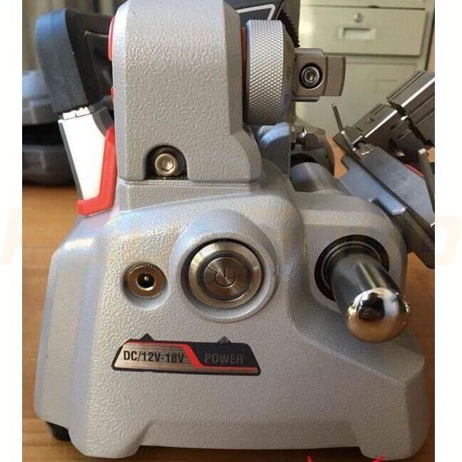 קונדור 009 - מכונת חיתוך ידנית למפתחות משוננים נטענת(XP-009)