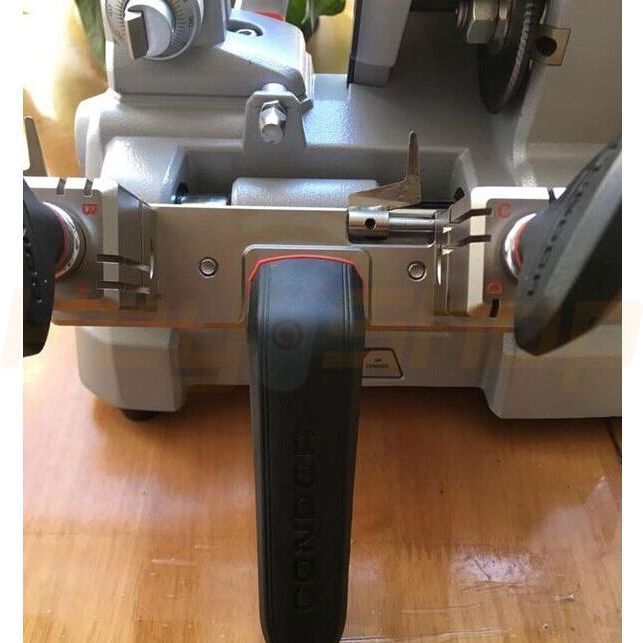 קונדור 009 - מכונת חיתוך ידנית למפתחות משוננים נטענת(XP-009)